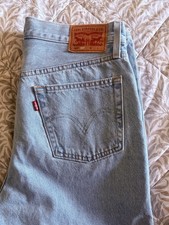Levi's 501 Light Wash Blue Denim Straight Jeans Button Fly 5-Pocket Rip Knee