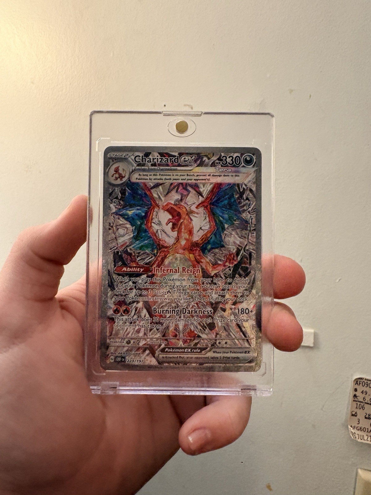 Pokémon TCG Charizard EX Obsidian Flames 223/197 Near Mint Condition