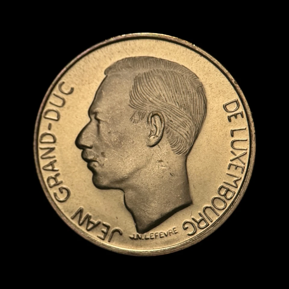 LUXEMBOURG. 1992, 5 Francs - Groussherzogtum Lëtzebuerg, Grand Duke Jean RARE 3 - Image 2 of 3