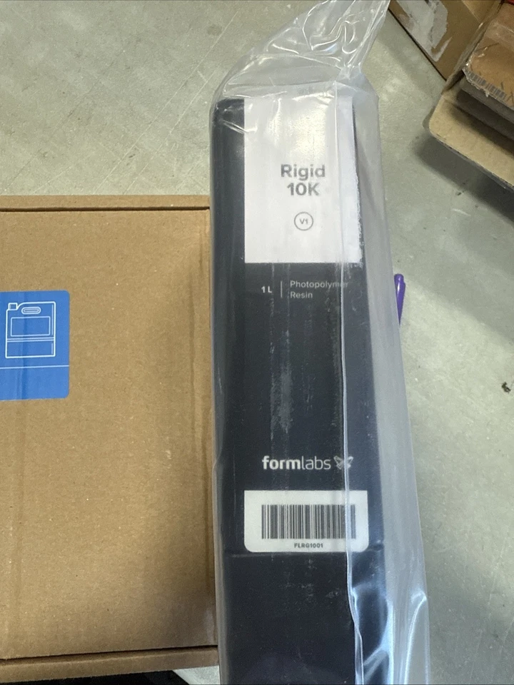 Resina fotopolímero rígida Formlabs 10K FLRG1001 - Imagem 2 de 2