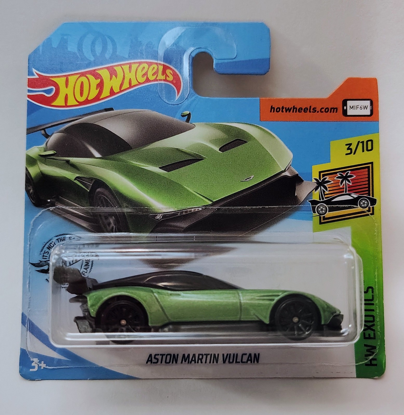 2019 Hot Wheels Aston Martin  Vulcan Green HW Exotics  #3/10 MOC