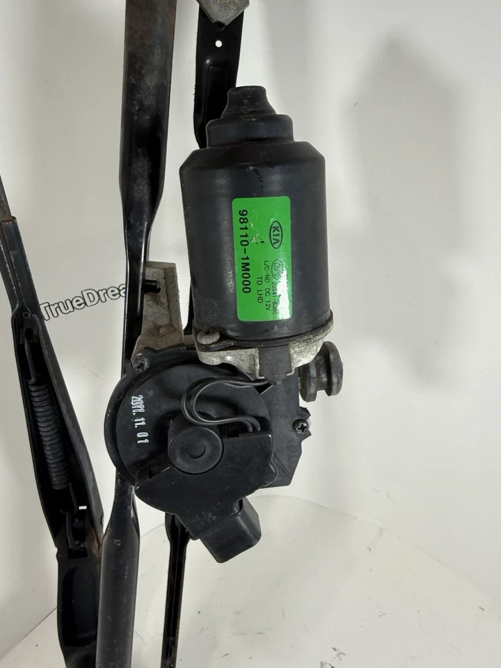 2010 2011 2012 2013 KIA FORTE FRONT WINDSHIELD WIPER MOTOR - Image 3 of 4