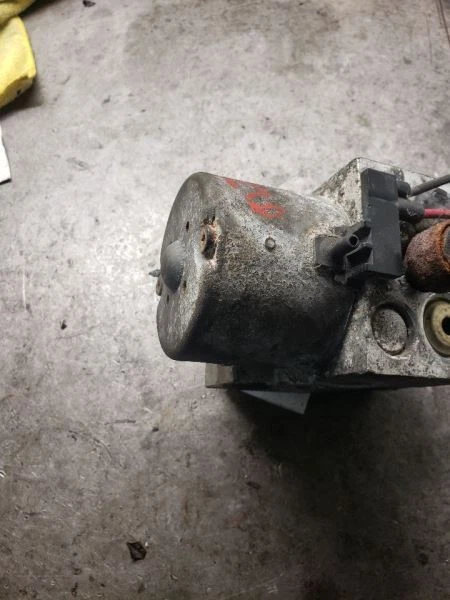 Bomba de pieza de freno antibloqueo de 11/99 para 00 INFINITI I30 1095463 Foto 2 de 4