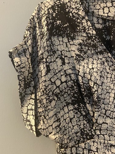 YA Los Angeles Silky Black Snake Crocodile Print Dress Sz MEDIUM Mini Dress (A) - Picture 3 of 11