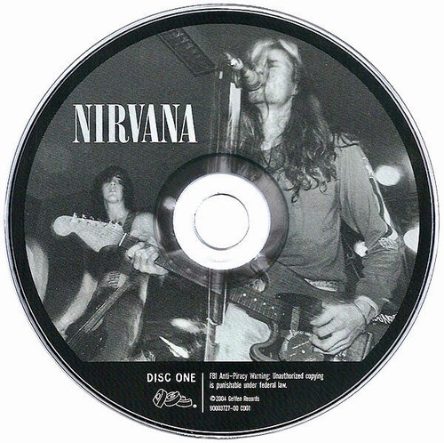 Juego de caja de 4 discos GEFFEN B0003727-00 NIRVANA - con las luces apagadas 2004 EE. UU. 3CD + DVD - Imagen 3 de 7