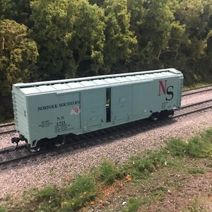 ho original norfolk southern boxcar