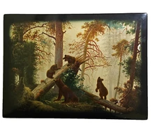 Fedoskino- "Morning in a Pine Forest" by the Peredvizhniki artists Ivan Shishkin