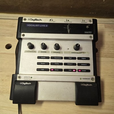 DigiTech Vocalist Live2 Live Foot Vocal Harmony Processor With Power Supply