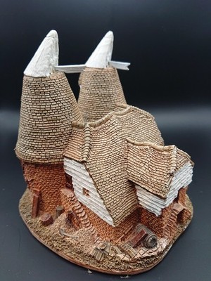 Vintage Liliput Gasse Sammlerstücke ''Kent Oast House'' 1986 Handarbeit ohne Verpackung