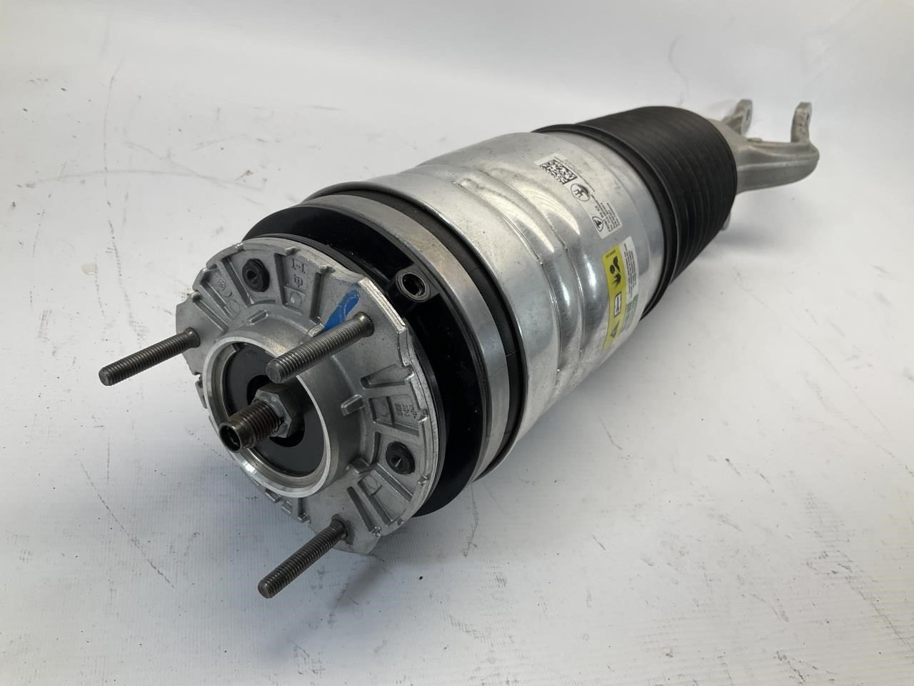 23-24 Maserati GranTurismo M189 Front Right Passenger Strut Shock Absorber Q