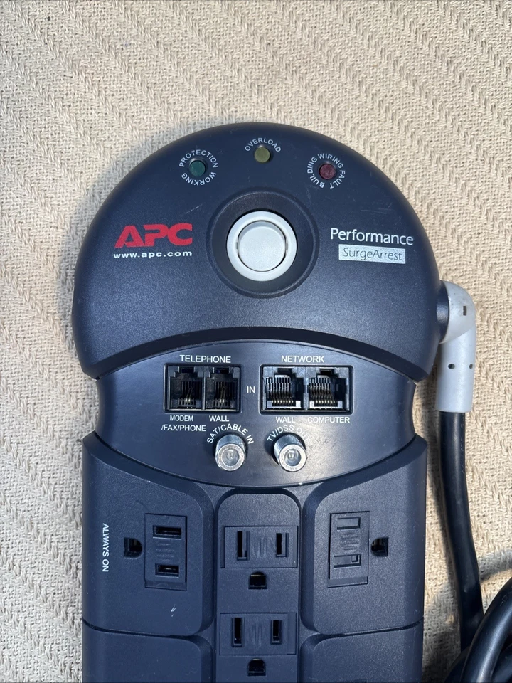 APC Performance SurgeArrest 120v 11 OUT 10FT Cord T2 Splitter Coax (DL11VNT) - Image 2 of 4