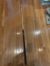 Champion 2 Pc Pool Stick And case 58  Long Sparkly Handle 19oz Preowned