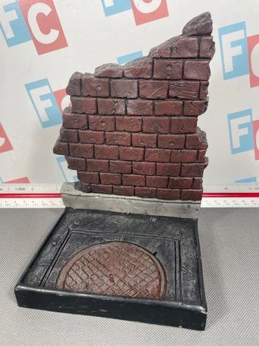 Marvel Diamond Select DST Display Stand Brick Backdrop ONLY 2012