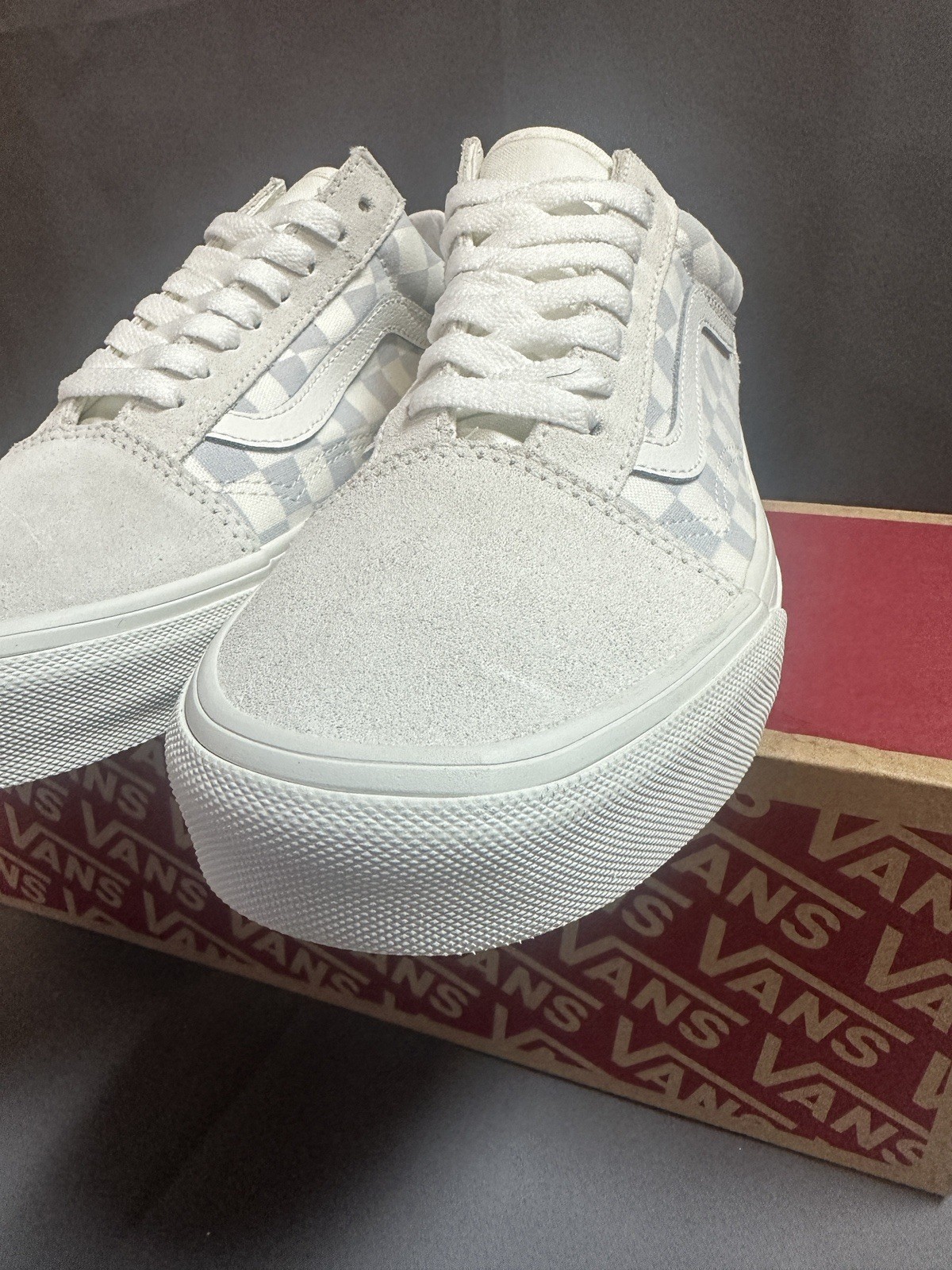 New VANS Old Skool Checkerboard Gray/Marshmallow Shoes - Men’s 7.5 / Women’s 9 thumbnail 7