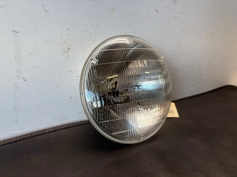 Bombilla de faro Porsche 944 Sylvania  Foto 2 de 3