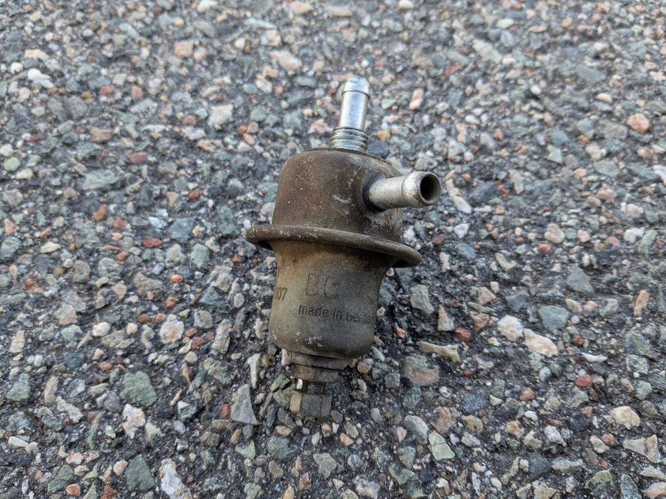 Регулятор давления топлива BOSCH MERCEDES-BENZ 450SE 450SL 450SLC 0280160007 - Изображение 4 из 4