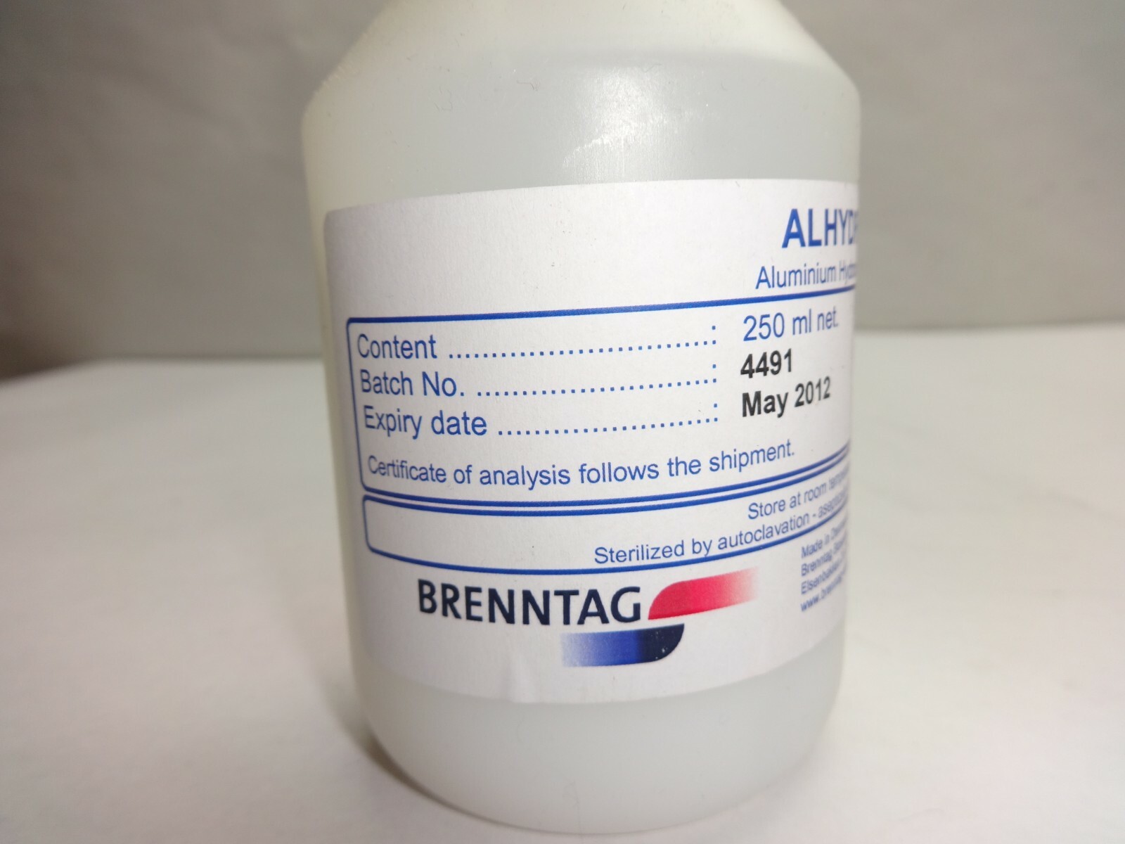 Alhydrogel Aluminium Hydroxide Gel Adjuvant OPEN approx 225ML CAS 15471