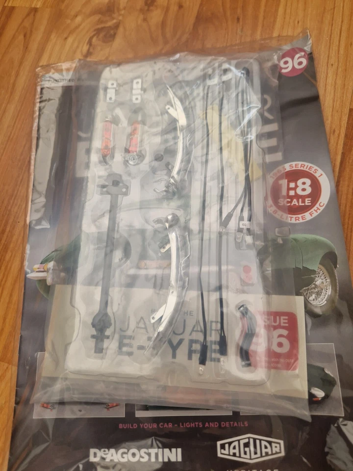 1/8 DEAGOSTINI BUILD YOUR OWN THE JAGUAR E-TYPE CAR ISSUE 96 INC PART - Image 2 of 2