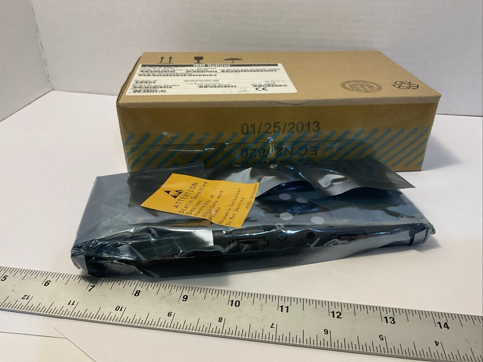 IBM System Storage 146 GB 15K RPM  Hard Drive Brand New With Tray In Stock - Image 4 of 4