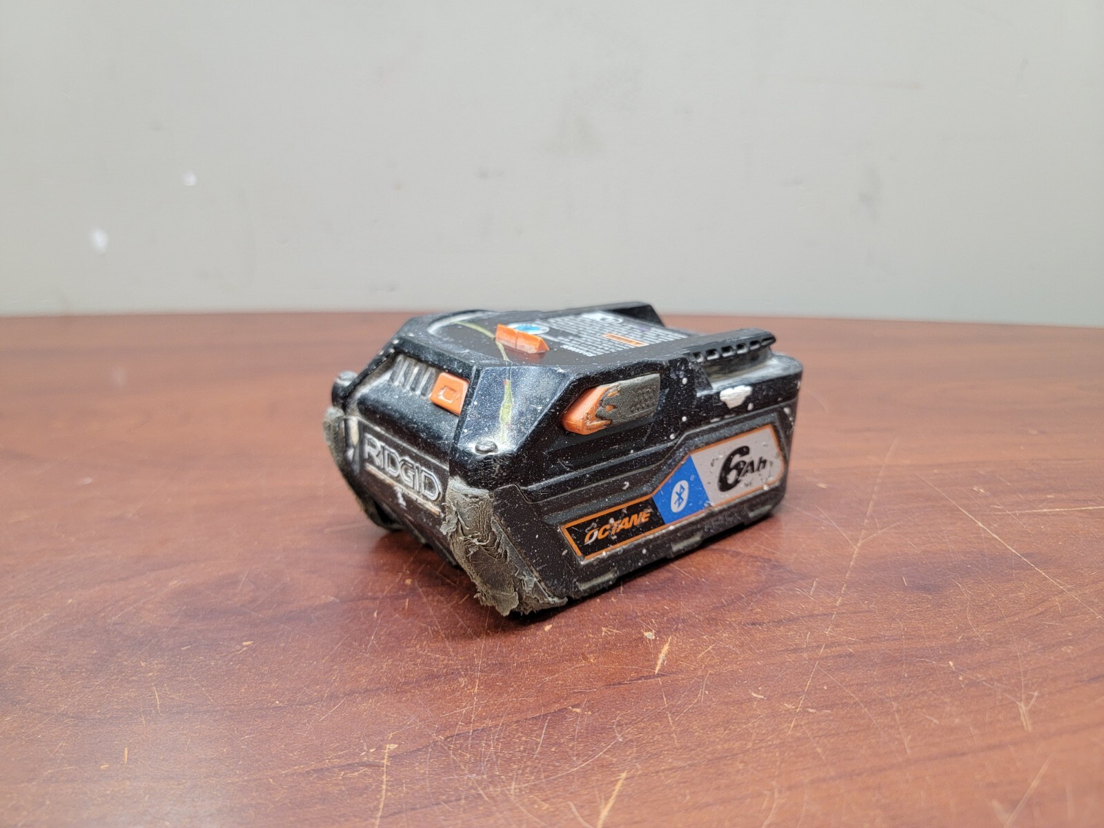 Have a question about RIDGID 18V OCTANE Bluetooth 3.0 Ah Battery? - Pg