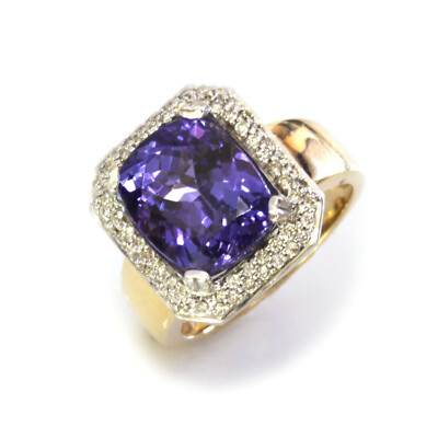 7.5 ctw Natural Tanzanite & Diamond Solid 14k 2-Tone Gold Halo Engagement Ring