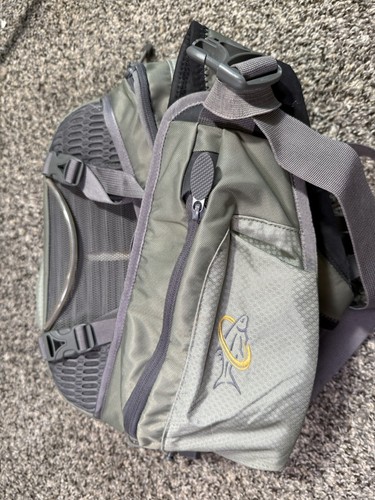 William Joseph Flux Fly Fishing Waist Bag Fanny Pack - Picture 3 of 8