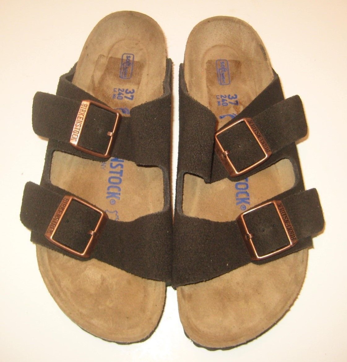 BIRKENSTOCK ARIZONA SOFT FOOTBED MOCHA SUEDE SANDAL SIZE 6  display picture 3