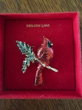 Red Cardinal Pin Brooch Christmas Jewelry NEW Macy's Holiday Lane Gift Box
