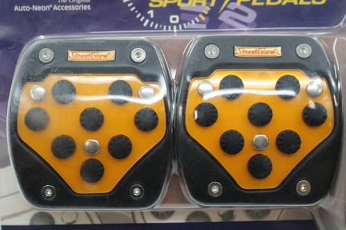 Street Glow IndiGlo Luminescent Glowing Sport Pedals - Manual - Black/Yellow - Picture 5 of 8