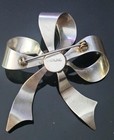 Sterling Stamped: Vintage; 925 Silver 3 Green-1 clear glass handmade bow brooch — photo 7