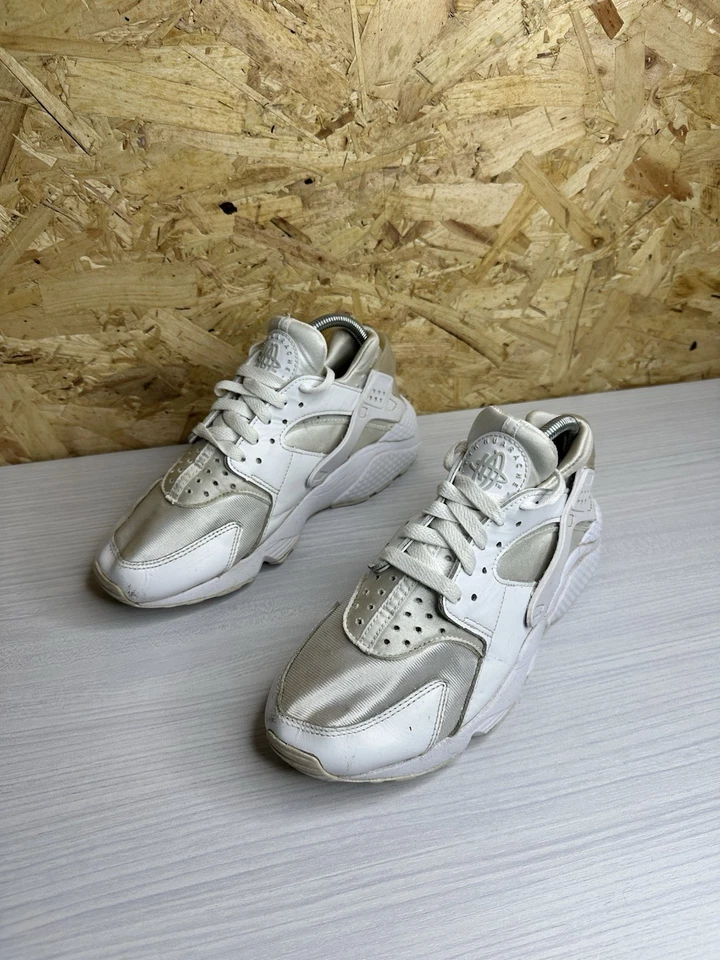 Nike Air Huarache, photo 1 of 5