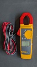 Fluke 323 True RMS AC/DC Clamp Meter – Multimetro Amperometro Digitale