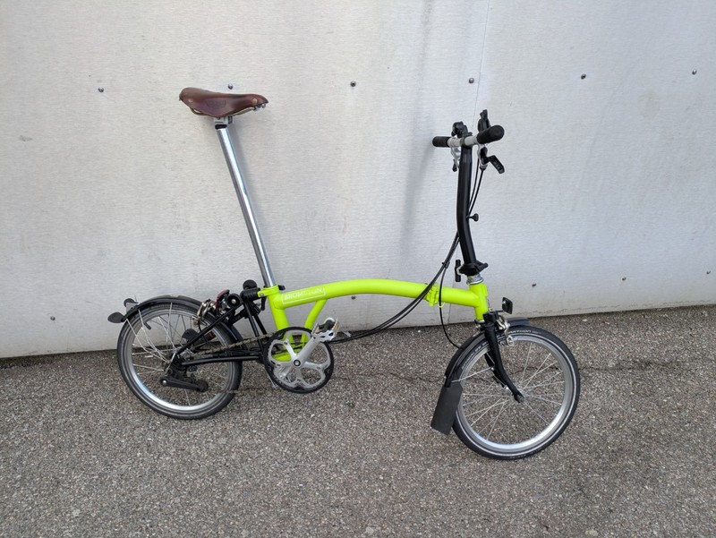 Bright Lime 6-speed Brompton - Leather Brookes Saddle - Tall Seat Post (S6L)