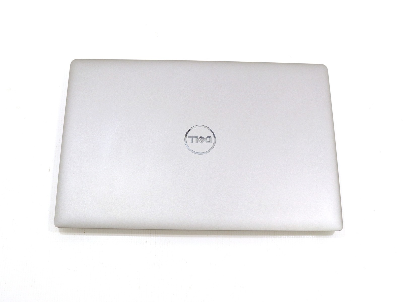 Dell Latitude 5520, 15.6-Inch Laptop, with Intel Core i7-1165G7, Windows 11 Pro