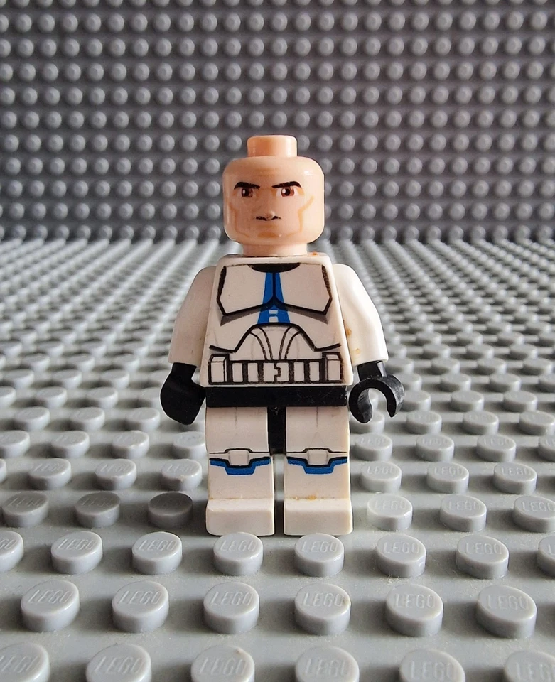 LEGO Star Wars Minifigur Clone Trooper 501st Legion SW0445 Set 75002 P103 - Bild 1 von 1