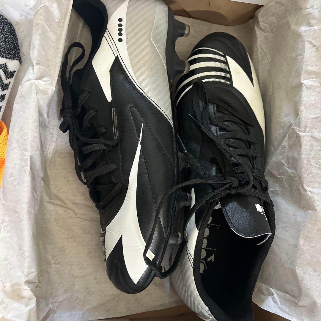 Adidas Soccer equipt set spikes shin guards socks