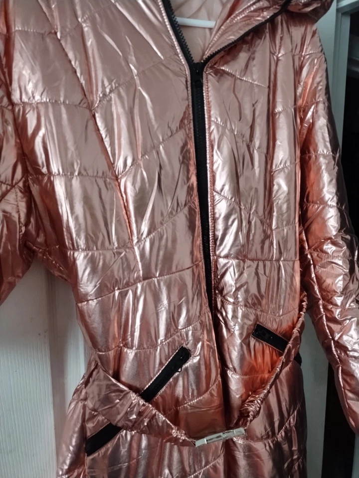 NOVO Terno Feminino Grande Rosa de Esqui ou Neve com Pele Removível e Cinto Presente de Natal - Imagem 2 de 4