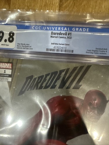 Daredevil #1 Gabriele Dell'Otto Trade Variant CGC 9.8 Graded Comic New Slab - Picture 4 of 9