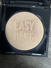 HUDA BEAUTY Easy Bake  Snatch Pressed Setting Powder   Peach Pie - See Descrp