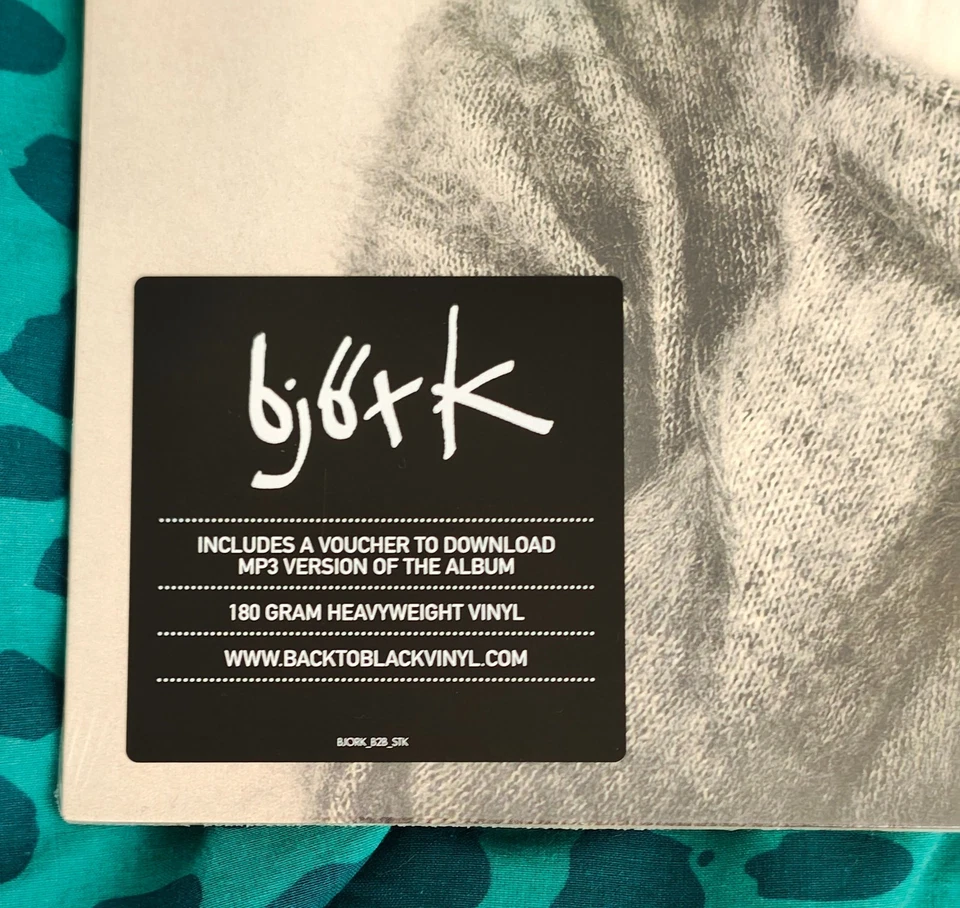 Bjork Debut 180g Vinyl LP BackToBlack Reissue 11 tracks Mint, still sealed - Image 2 of 4