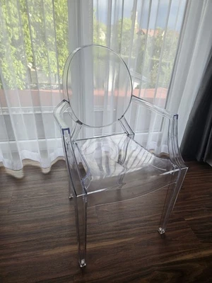 Kartell Louis Ghost