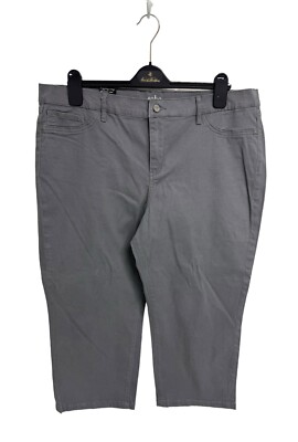 Soho New York & Co. Jeans Women's Light Gray Stretch Capri Pant Size 20