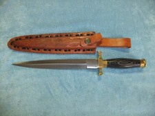 BLACK HANDLE RENAISSANCE DAGGER - 12.5"