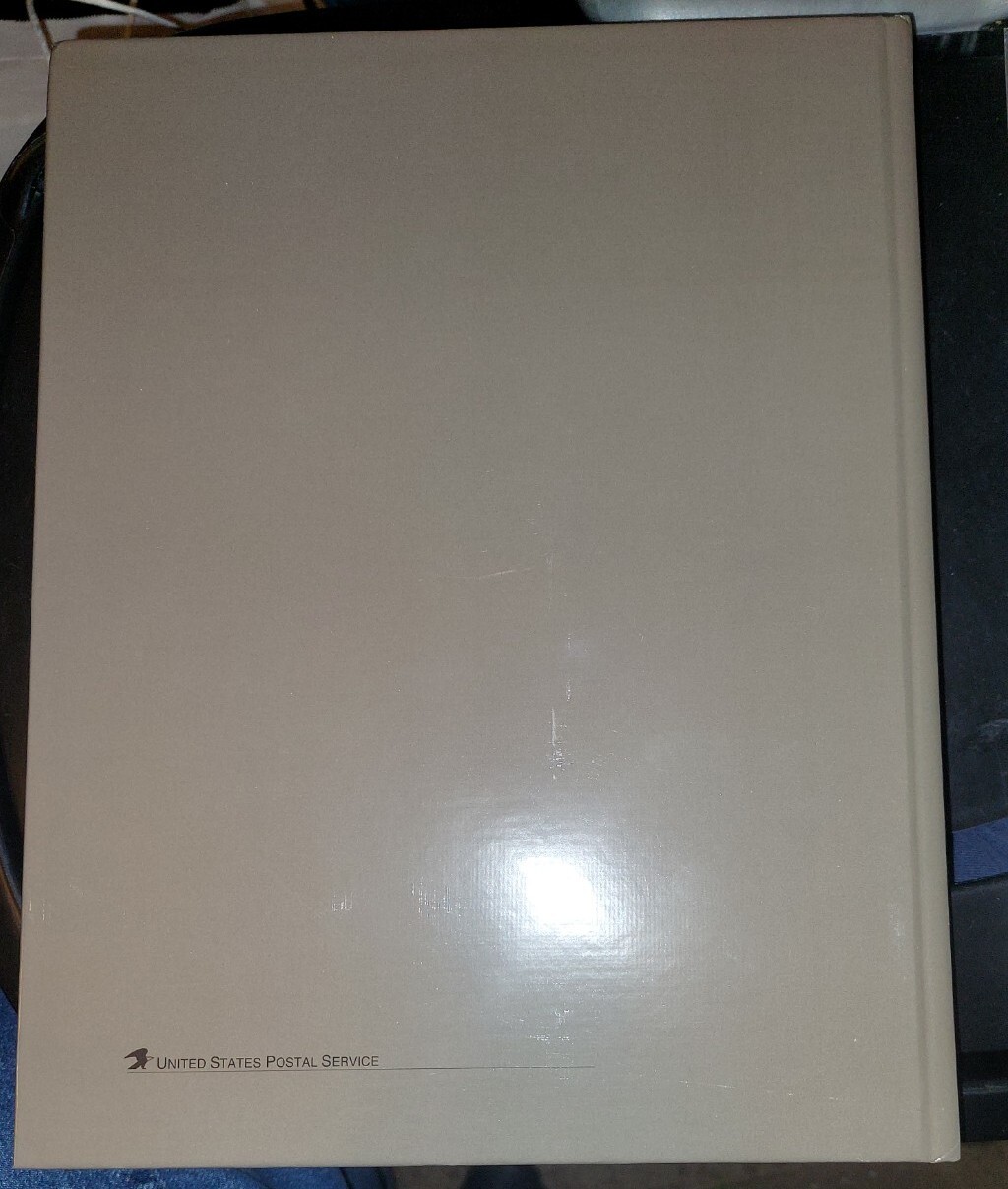 1993 Commemorative Stamp Collection Yearbook USPS Mint Set with Stamps