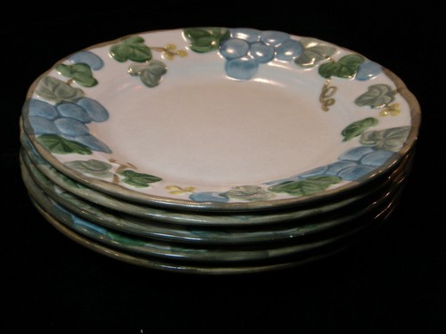 MCM Poppy Trail by Metlox "Sculptured Grape" Dinnerware from $2.79 per piece - Picture 22 of 59