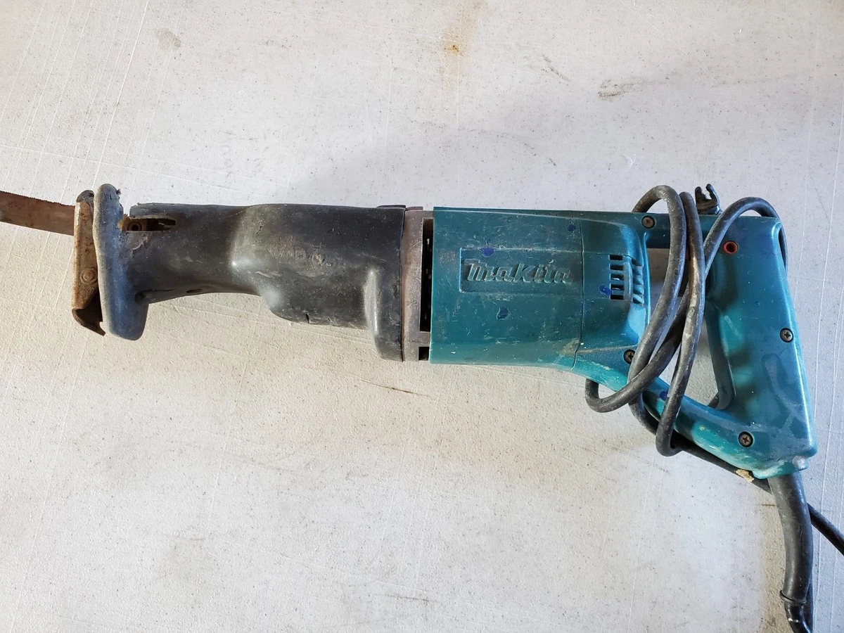 Makita reciprocating saw jr3000v new arrivals