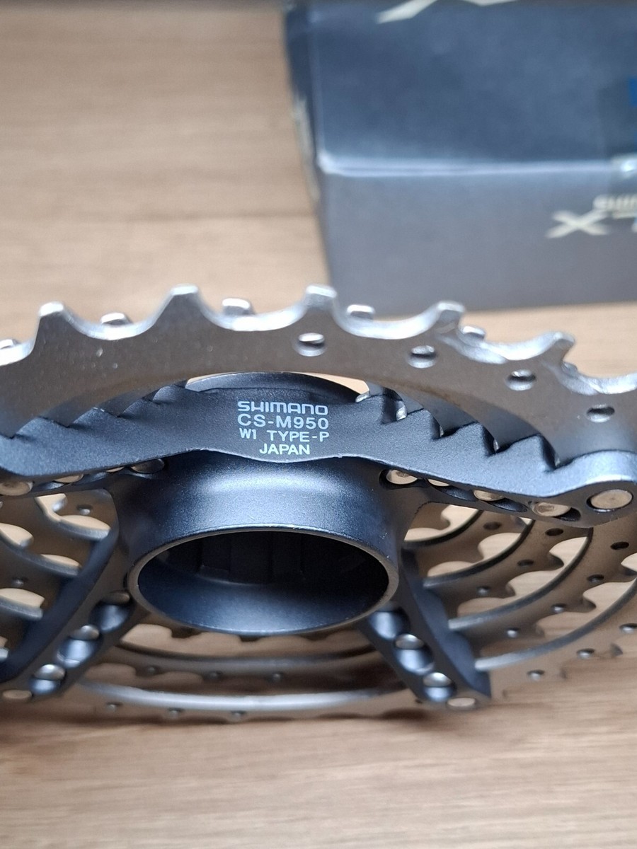 Retro Vintage Bicycle Parts NIB NOS Shimano XTR CS-M950 Hyperglide