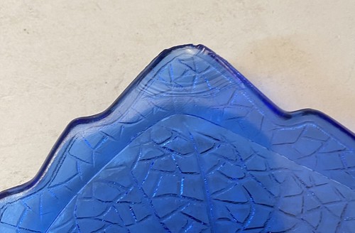 Two (2) L E Smith Mt Pleasant Cobalt 8" Leaf Plates - Picture 3 of 3
