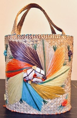 Vintage 70s Bahamas Woven Straw Tote 3D Raffia Floral & Shells Boho Beach Bag