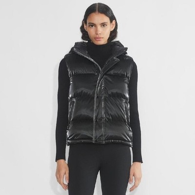 Aritzia The Super Puff Vest Liquid Shine Black Goose Down puffer vest Medium NWT